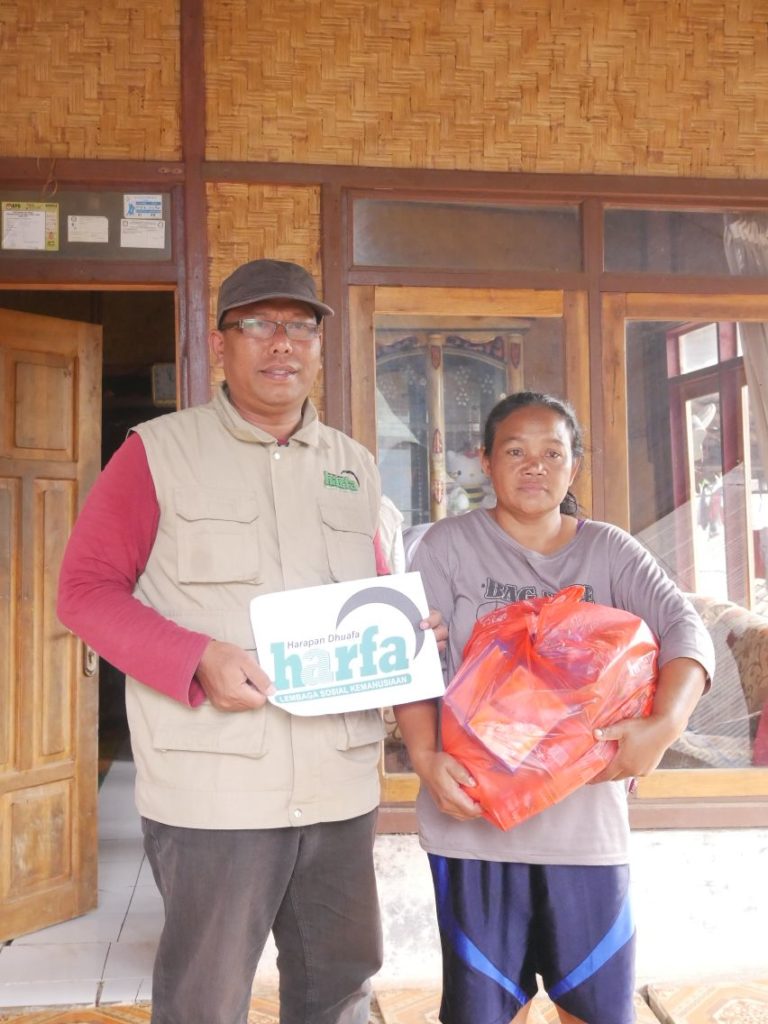 LAZ Harfa Salurkan Bantuan Korban Gempa Lebak