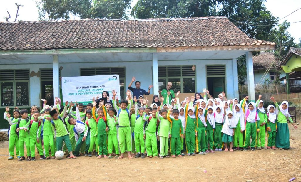 LAZ Harfa Bantu Perbaiki Sekolah Rusak Akibat Gempa Banten