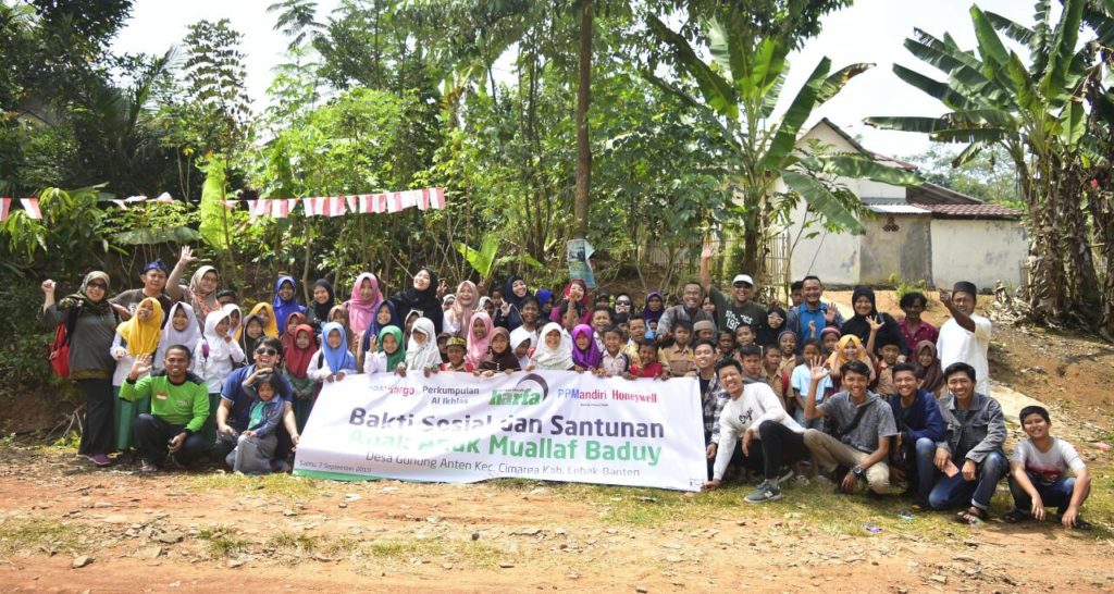 LAZ Harfa dan Perkumpulan Al Ikhlas Gelar Bakti Sosial dan Santunan Bagi Anak-Anak Mualaf Baduy