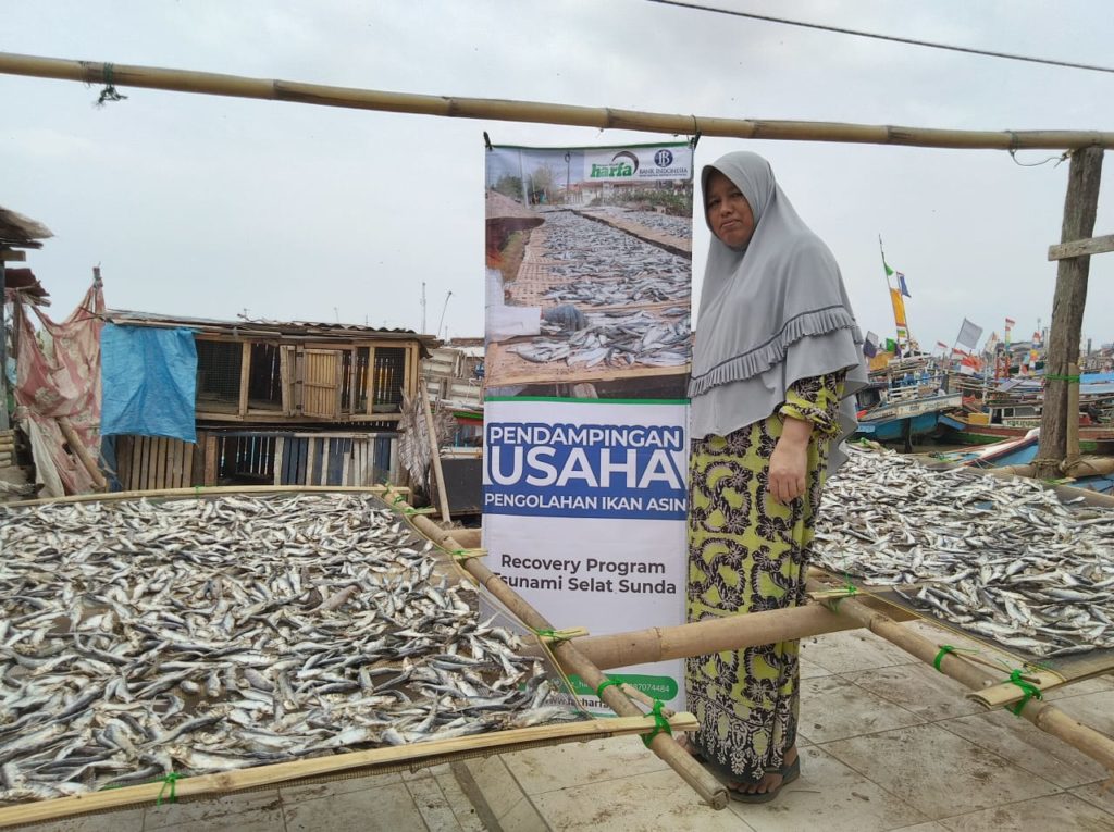 Pendampingan Usaha Untuk Bangkitkan Ekonomi Penyintas Tsunami Selat Sunda
