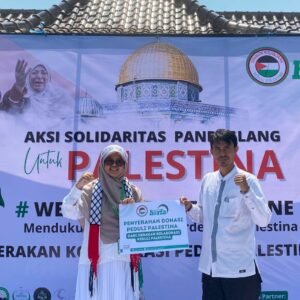 Bela Palestina, Ribuan Masarakat Pandeglang Lakukan Aksi Damai di Alun-Alun Pandeglang.