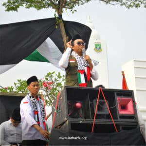 Bela Palestina, LAZ Harfa Bersama Aliansi Mahasiswa Pelajar Muslim Banten Lakukan Aksi Damai Di KP3B, Kota Serang Banten.